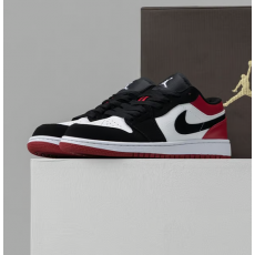 NIKE 나이키 에어 조던1 로우 블랙토