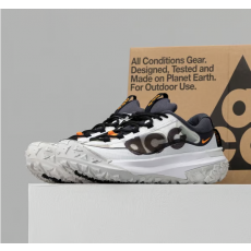 NIKE  나이키 ACG 고어텍스 마운틴플라이