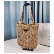 PRADA 프라다 라탄 토트백