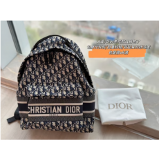 DIOR 디올 오블리크 자수 백팩