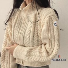 MONCLER 몽끌레어 꽈배기니트크롭집업