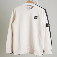 STONEISLAND 스톤아일랜드 스퀘어 와펜 클래식 코튼 맨투맨 티셔츠