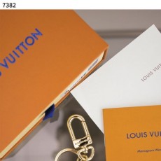 LOUIS VUITTON 루이비통 LV 아이코닉 백 참 & 키 홀더