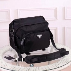 PRADA 프라다 메신져
