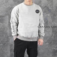 CANADA GOOSE 캐나다구스 스노우 블랙 패치 패딩 맨투맨