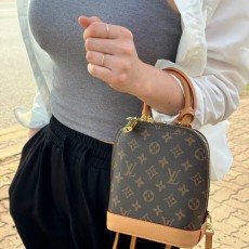 LOUIS VUITTON 루이비통  알마BB 백팩