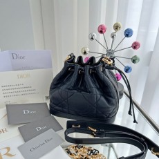 DIOR 디올  졸리 버킷 스몰