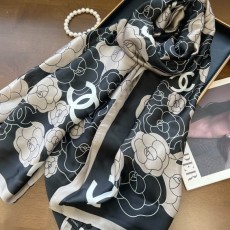 CHANEL 샤넬 까멜 플라워 실크 스카프