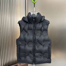 LOUIS VUITTON 루이비통 모노그램 퀄티드 후디드 패딩 조끼