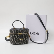DIOR 디올  스몰 베니티 케이스