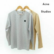 아** 트임 티셔츠