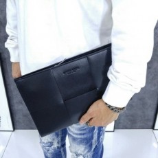 보** 아이직고 ARCO 지퍼 클러치