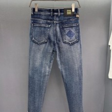 지** 유니크 레터링 패턴 청바지