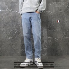 톰* 시그니쳐 화이트 패치 테이퍼드 연청 청바지