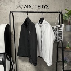 아**** 하이넥 원드브레이커2