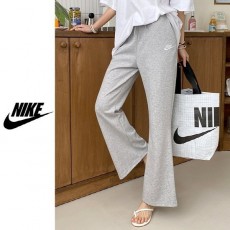 나** 로고 부츠 팬츠