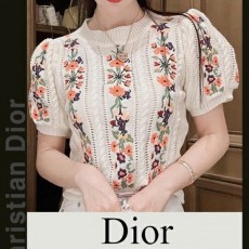 디* 꽃자수 꽈배기 반팔 니트 (1542)