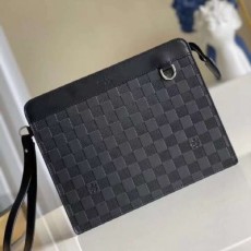 루* 24SS 포르테 스트랩 클러치