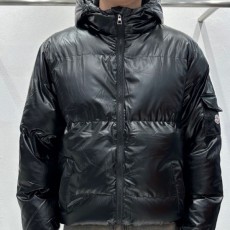 로고패치 메탈 유광 후드패딩