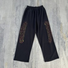 발**** 24SS 오프쇼어 배기 스웻팬츠 - 수입 ? 프리미엄 ?