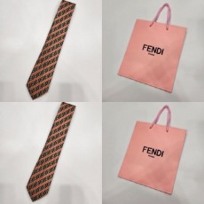 펜* 2023 FF 패턴 실크 넥타이