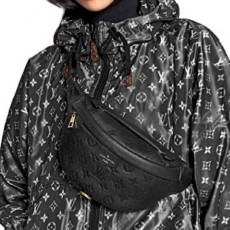 루* 모노그램 블랙 범백