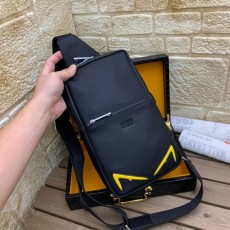 FENDI 펜디 베이직 힙색