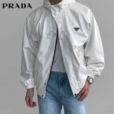 PRADA 프라다 삼각 로고 브러쉬드 레더 후드자켓