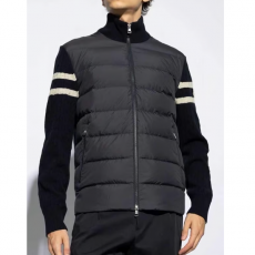 MONCLER 몽끌레어구스니트 패딩