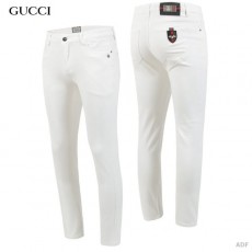 GUCCI 구찌 벌 방패패치 화이트 진