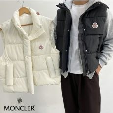 MONCLER 몽끌레어 마운트 패딩 조끼