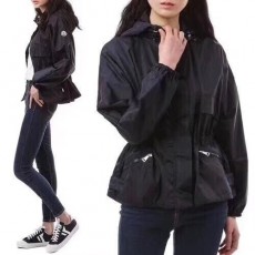 MONCLER 몽끌레어 숏 바람막이