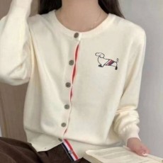 THOM BROWNE 톰브라운 삼선띠헥터 자수 니트 가디건