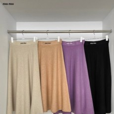 MIUMIU 미우미우 니트 플레어 롱치마