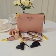 PRADA 프라다 모노크롬 크로스백